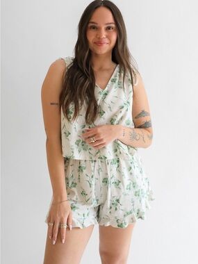 Floral V-Neck Set in Light Green